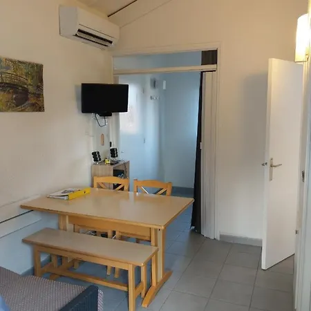 Les Alberes Asclepieia Emmanuel Apartment